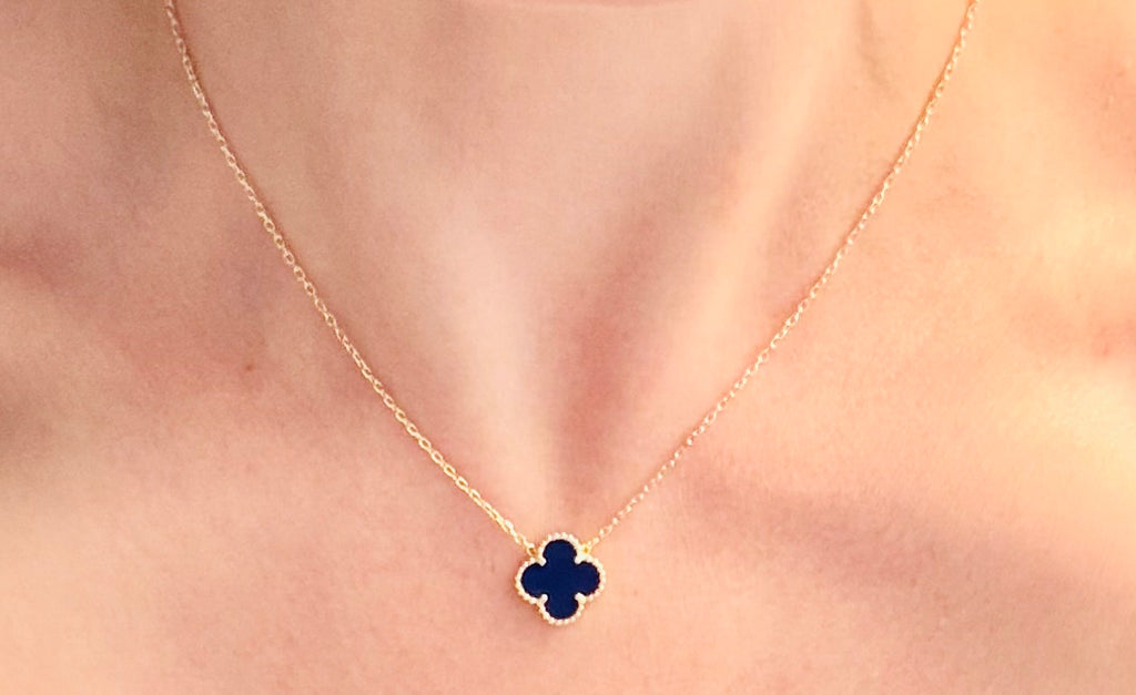 One Motif Clover Necklace
